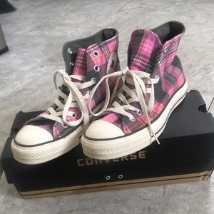 BNIB Converse hi top pink grey plaid size 7 women